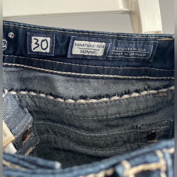 Miss Me Signature-Rise Skinny Blue Jeans - Picture 3 of 8